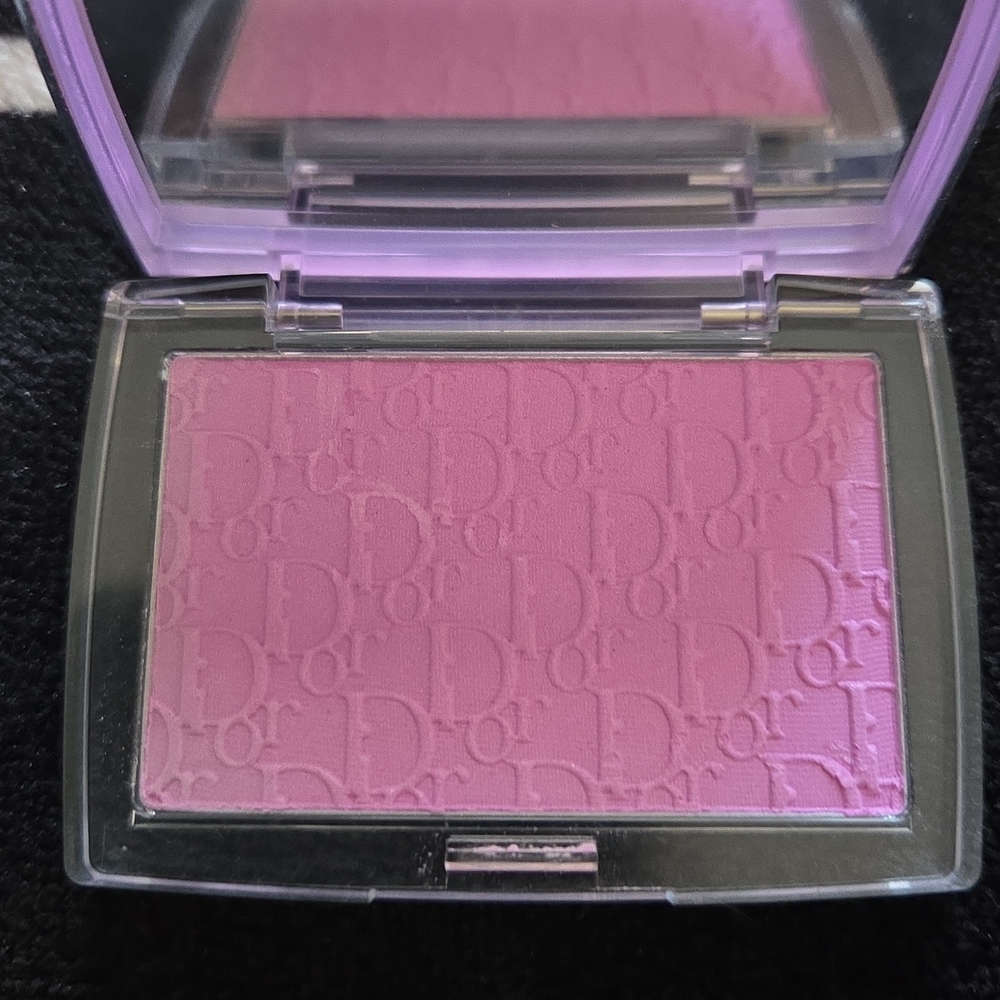 Dior Lavender Blush Compact - Picture 3 of 3